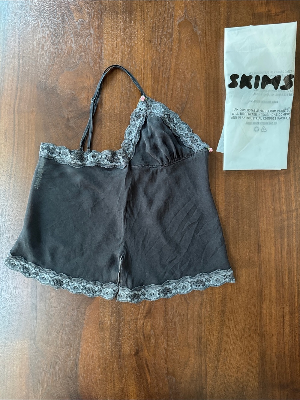 SKIMS 100% SILK ROMANCE LACE TRIANGLE CAMI CAMISOLE ONYX MULTI S TP-CAM-6946W - Picture 9 of 16